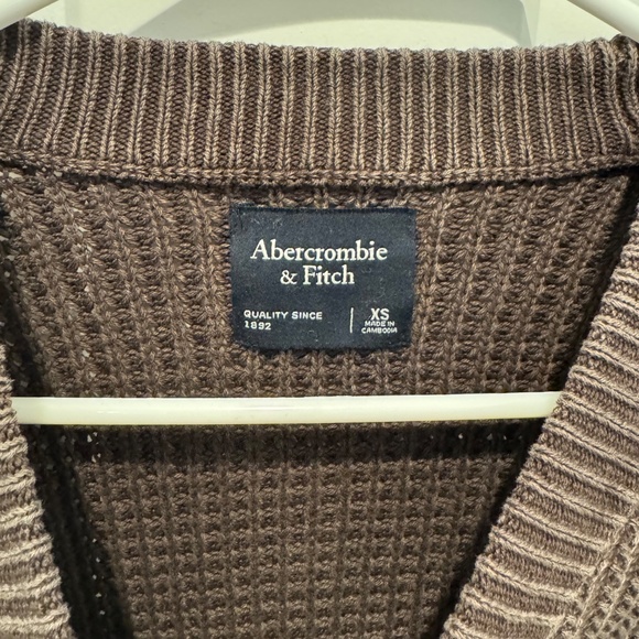 Abercrombie Chunky Waffle Crew Sweater - Espresso Brown - X-Small - Picture 2 of 3